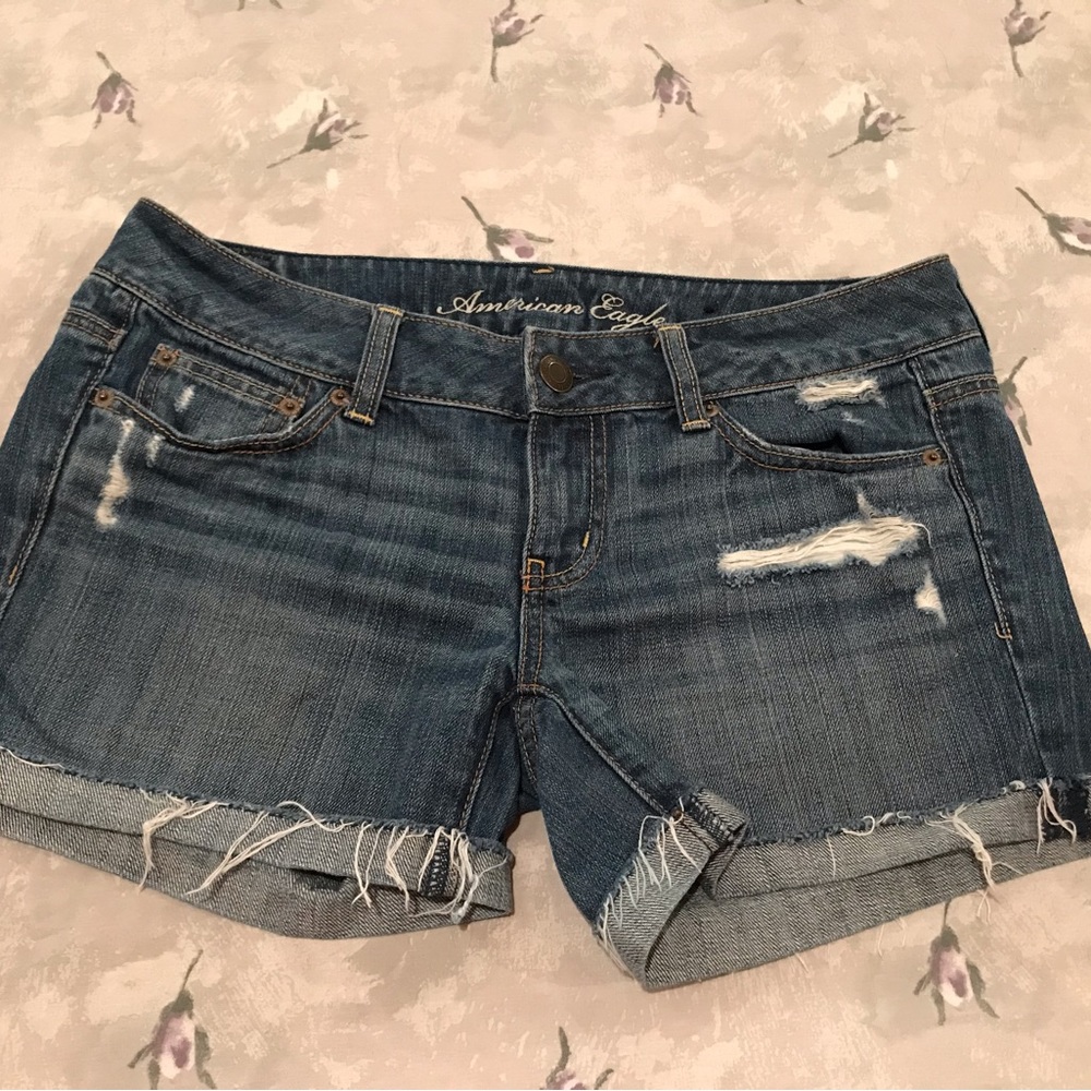 American Eagle distressed low-rise denim shorts